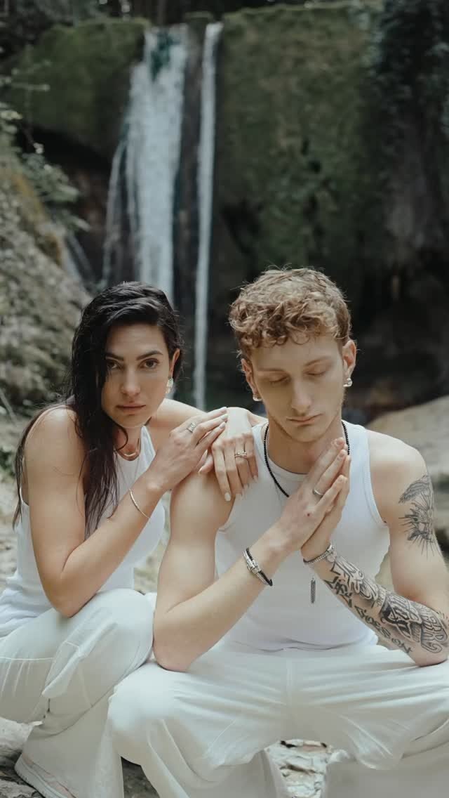 Instagram post from mariri_jewels. This post is in position 1.